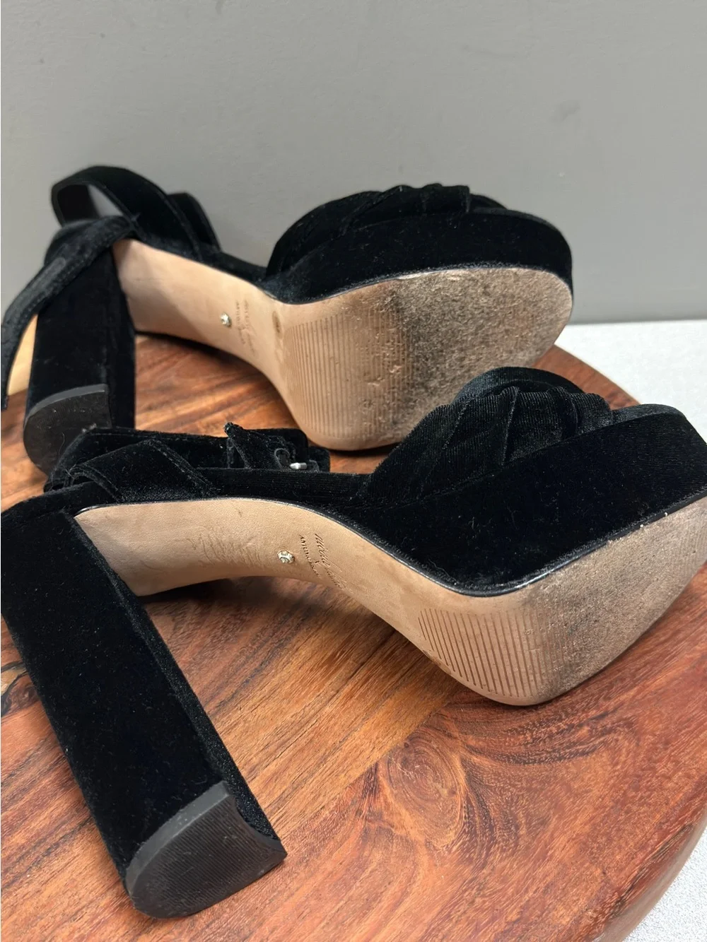 Nicola Bathie x Anton‎ Heunis Black Velvet Rosette Platform Heels Sz 9